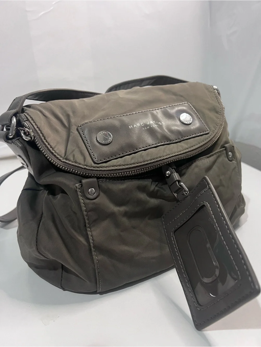Marc Jacobs Men's Messenger Bag in Olive